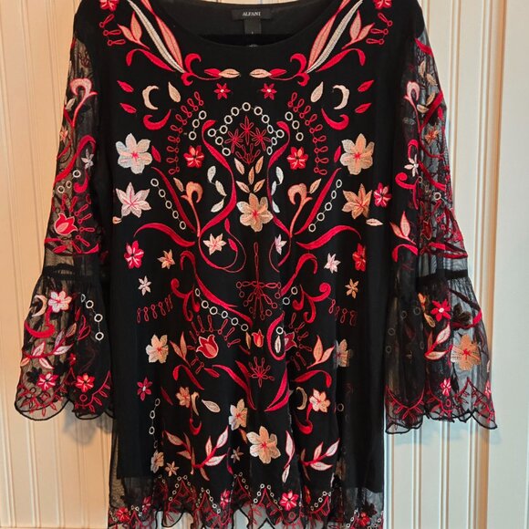 Alfani Embroidered Black/Red/Pink/White Shirt Large - Picture 2 of 4